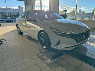 2023  Elantra Preferred in Hawkesbury, Ontario - 4 - w320h240px