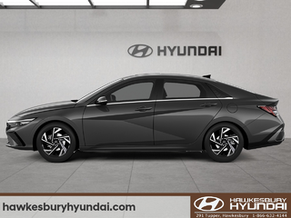 2025 Hyundai Elantra Preferred with Tech Pkg in Hawkesbury, Ontario - 2 - w320h240px