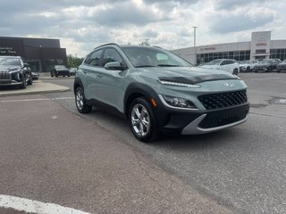 Hyundai Kona Preferred 2023 à Hawkesbury, Ontario - 2 - w320h240px