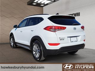 2018 Hyundai Tucson SE in Hawkesbury, Ontario - 4 - w320h240px