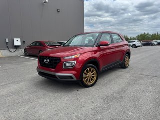2021 Hyundai Venue Essential in Hawkesbury, Ontario - 2 - w320h240px