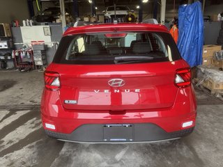 2023 Hyundai Venue Preferred in Hawkesbury, Ontario - 5 - w320h240px