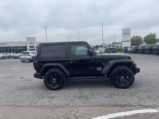 2020 Jeep Wrangler Sport in Hawkesbury, Ontario - 4 - w320h240px