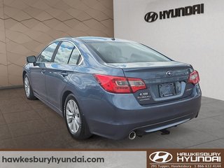2017 Subaru Legacy 2.5i w/Touring & Tech Pkg in Hawkesbury, Ontario - 5 - w320h240px