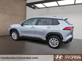 Toyota Corolla Cross LE 2023 à Hawkesbury, Ontario - 5 - w320h240px