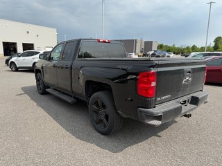 Chevrolet Silverado 1500 Custom 2018 à Hawkesbury, Ontario - 2 - w320h240px