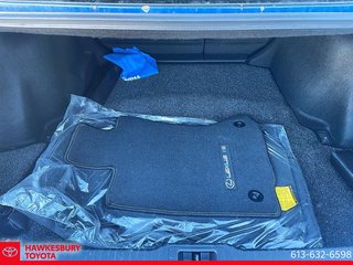 Lexus IS 300 2023 à Hawkesbury, Ontario - 6 - w320h240px