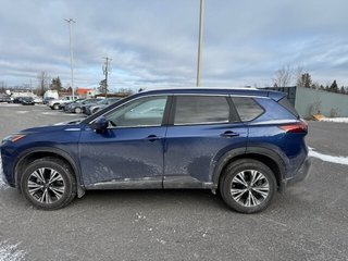 2023 Nissan Rogue AWD SV Moonroof in Hawkesbury, Ontario - 5 - w320h240px