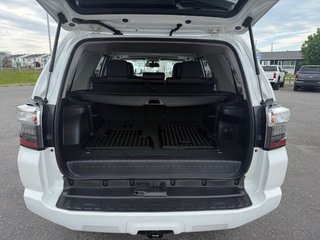 Toyota 4Runner SR5 2019 à Hawkesbury, Ontario - 6 - w320h240px