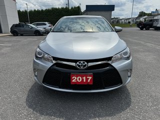 Camry SE FWD 4CYL ONE OWNER LOW KM MAGS BT B-CAM 2017 à Hawkesbury, Ontario - 6 - w320h240px