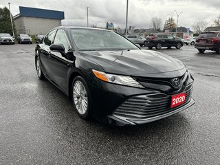 Camry XLE 4CYL NAVIGATION LEATHER LOW KM MAGS SUNROOF 2020 à Hawkesbury, Ontario - 5 - w320h240px