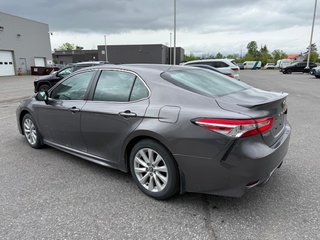 Toyota Camry SE 2020 à Hawkesbury, Ontario - 3 - w320h240px
