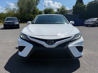 2020 Toyota Camry SE in Hawkesbury, Ontario - 2 - w320h240px