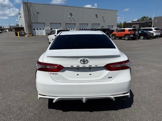 2020 Toyota Camry SE in Hawkesbury, Ontario - 4 - w320h240px