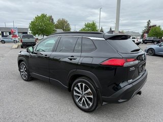 2022 Toyota COROLLA CROSS XLE in Hawkesbury, Ontario - 3 - w320h240px