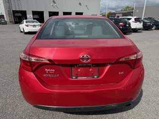 2017 Toyota Corolla LE in Hawkesbury, Ontario - 4 - w320h240px