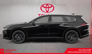 2025 Toyota Crown Signia Limited in Hawkesbury, Ontario - 2 - w320h240px