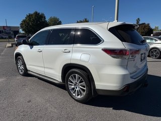 2015 Toyota Highlander XLE in Hawkesbury, Ontario - 3 - w320h240px
