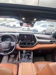 2021 Toyota Highlander Hybrid Limited in Hawkesbury, Ontario - 6 - w320h240px