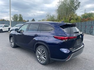 2021 Toyota Highlander Hybrid Limited in Hawkesbury, Ontario - 3 - w320h240px