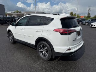 2018 Toyota RAV4 XLE in Hawkesbury, Ontario - 3 - w320h240px