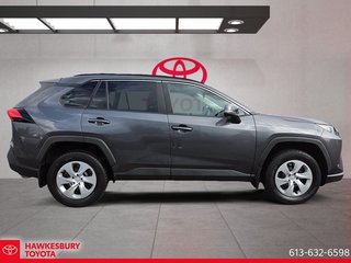 2021 Toyota RAV4 LE AWD in Hawkesbury, Ontario - 4 - w320h240px