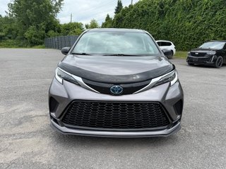 2021 Toyota Sienna XSE FWD in Hawkesbury, Ontario - 2 - w320h240px