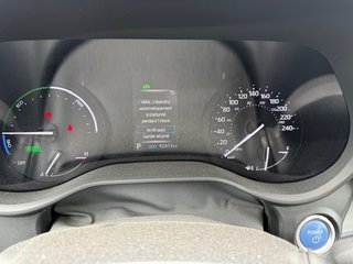 2021 Toyota Sienna XSE FWD in Hawkesbury, Ontario - 6 - w320h240px