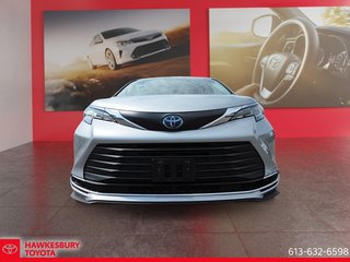 2022 Toyota Sienna XLE HYBRIDE in Hawkesbury, Ontario - 2 - w320h240px