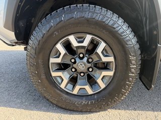 2016 Toyota Tacoma Groupe Hors route TRD in Hawkesbury, Ontario - 6 - w320h240px