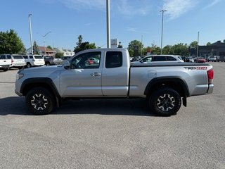 2016 Toyota Tacoma Groupe Hors route TRD in Hawkesbury, Ontario - 5 - w320h240px