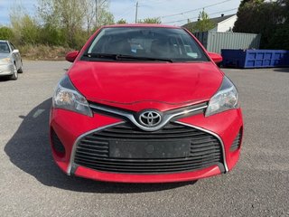 Toyota Yaris LE 2017 à Hawkesbury, Ontario - 2 - w320h240px