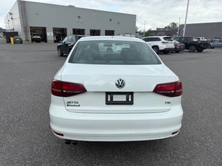 2017 Volkswagen Jetta Sedan Trendline in Hawkesbury, Ontario - 4 - w320h240px