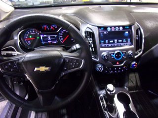 2018  Cruze LT in Clarenville, Newfoundland and Labrador - 5 - w320h240px