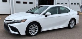 2021  Camry SE in St. John's, Newfoundland and Labrador - 2 - w320h240px