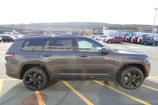 2024  Grand Cherokee L LIMITED in Newfoundland and Labrador, Newfoundland and Labrador - 4 - w320h240px