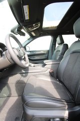 2024 Jeep Grand Cherokee L ALTITUDE in St. John's, Newfoundland and Labrador - 6 - w320h240px