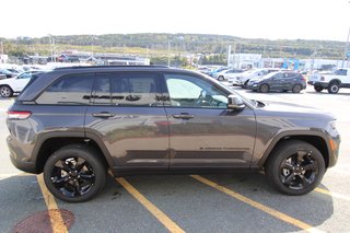 2024  Grand Cherokee ALTITUDE in Newfoundland and Labrador, Newfoundland and Labrador - 4 - w320h240px