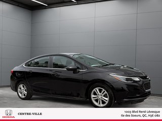 2018 Chevrolet Cruze LT in Montreal, Quebec - 2 - w320h240px
