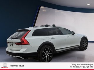 2019 Volvo V90 Cross Country BASE in Montreal, Quebec - 3 - w320h240px