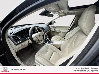 2015 Volvo XC60 T6 Premier Plus in Montreal, Quebec - 5 - w320h240px