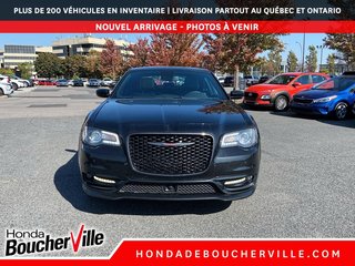 2023 Chrysler 300 300S in Terrebonne, Quebec - 2 - w320h240px