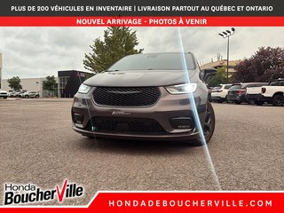 Chrysler Pacifica Hybrid Limited 2022 à Terrebonne, Québec - 2 - w320h240px