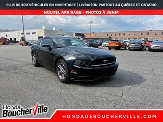 2014 Ford Mustang FASTBACK V6 in Terrebonne, Quebec - 5 - w320h240px