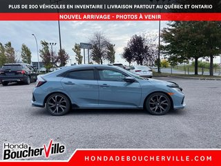 2017 Honda Civic Hatchback Sport Touring in Terrebonne, Quebec - 5 - w320h240px