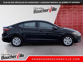 Hyundai Elantra LE 2017 à Terrebonne, Québec - 5 - w320h240px