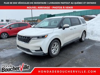 2022 Kia Carnival LX in Terrebonne, Quebec - 3 - w320h240px