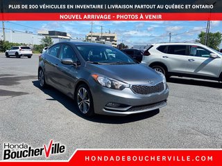 2016 Kia Forte EX in Terrebonne, Quebec - 5 - w320h240px