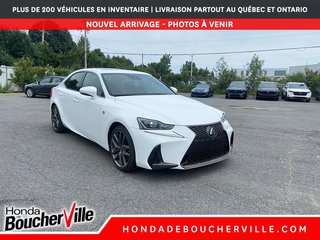 2018 Lexus IS IS 300 in Terrebonne, Quebec - 5 - w320h240px