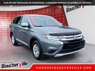 2017 Mitsubishi Outlander ES in Terrebonne, Quebec - 5 - w320h240px